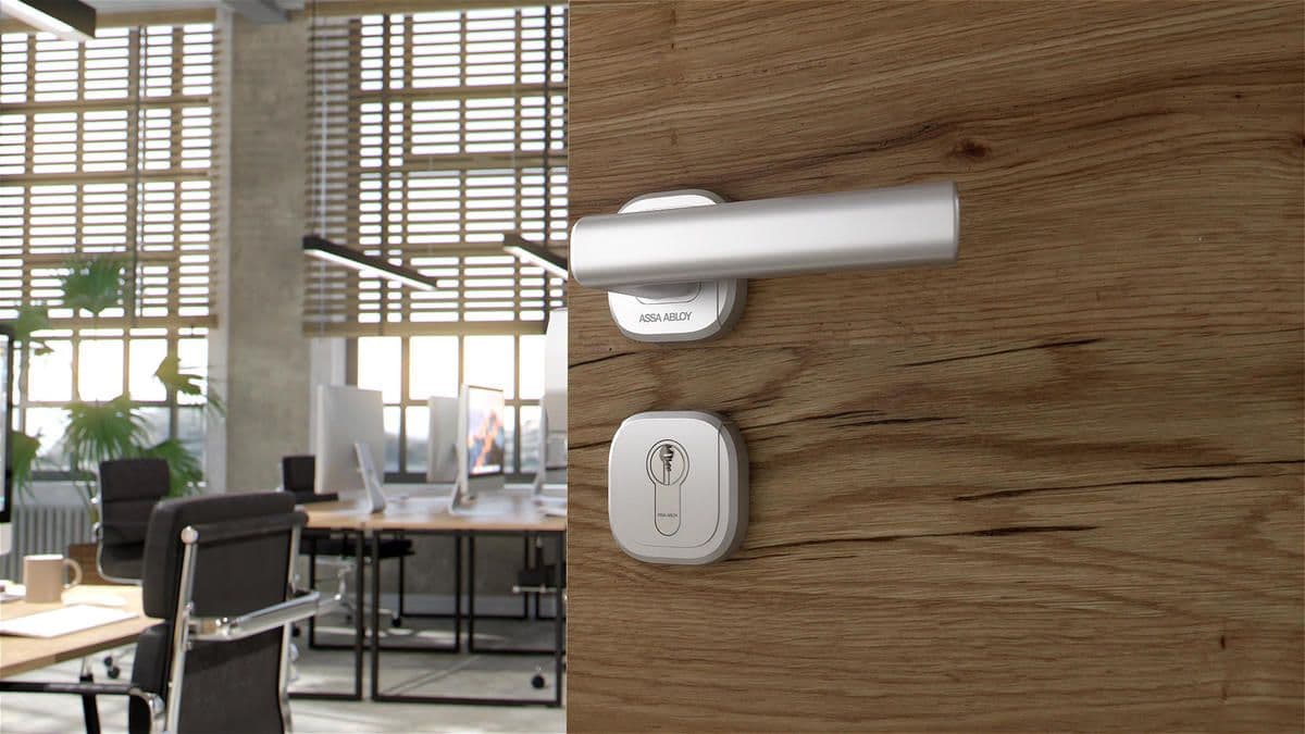 un cylindre européen vachette sur une porte